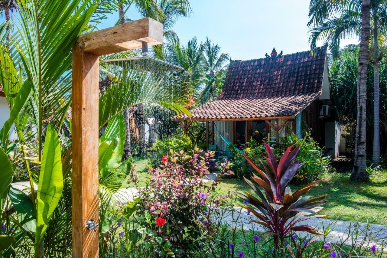 Coconut Garden Resort Gili Trawangan Extérieur photo