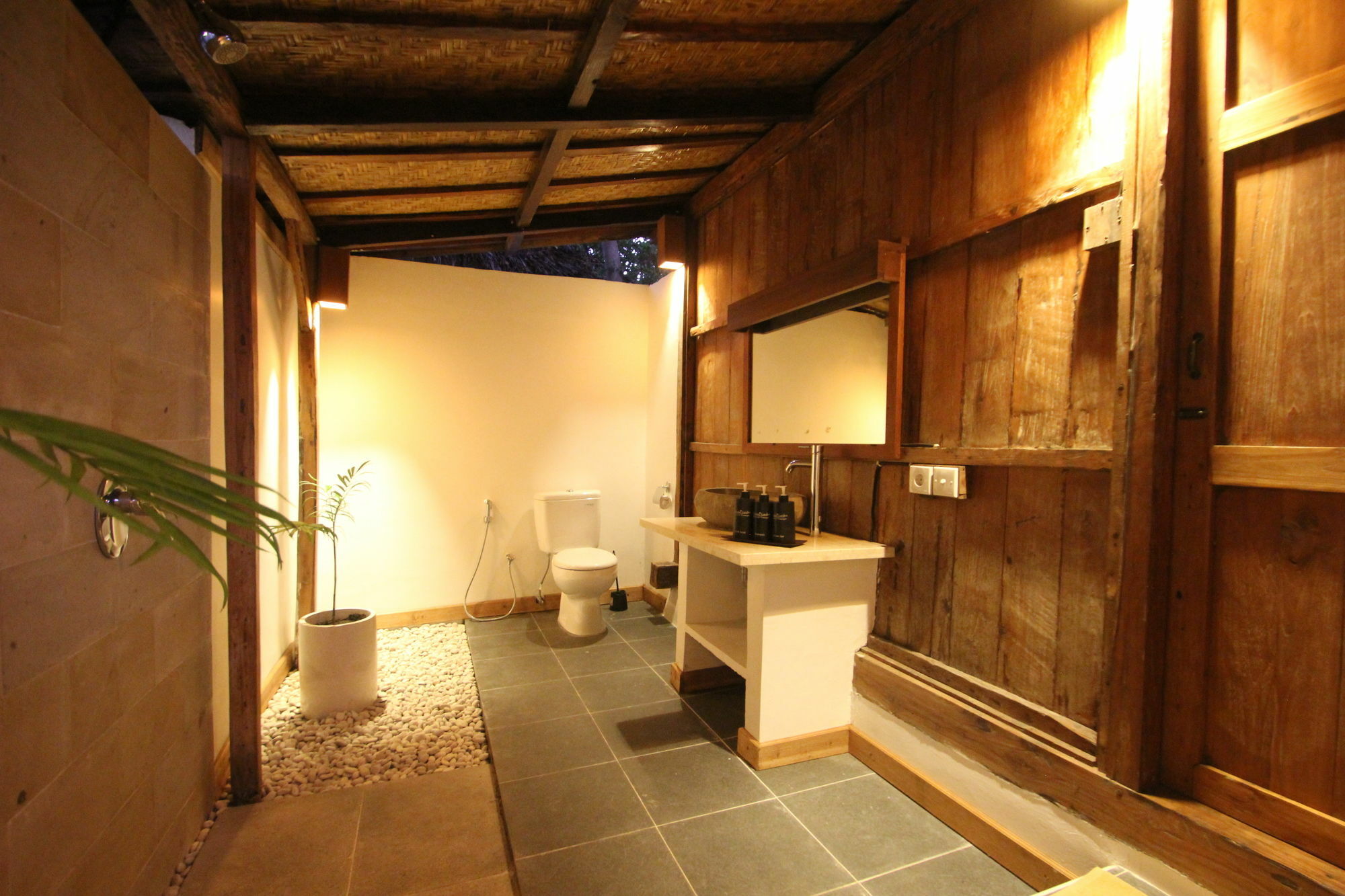 Coconut Garden Resort Gili Trawangan Extérieur photo